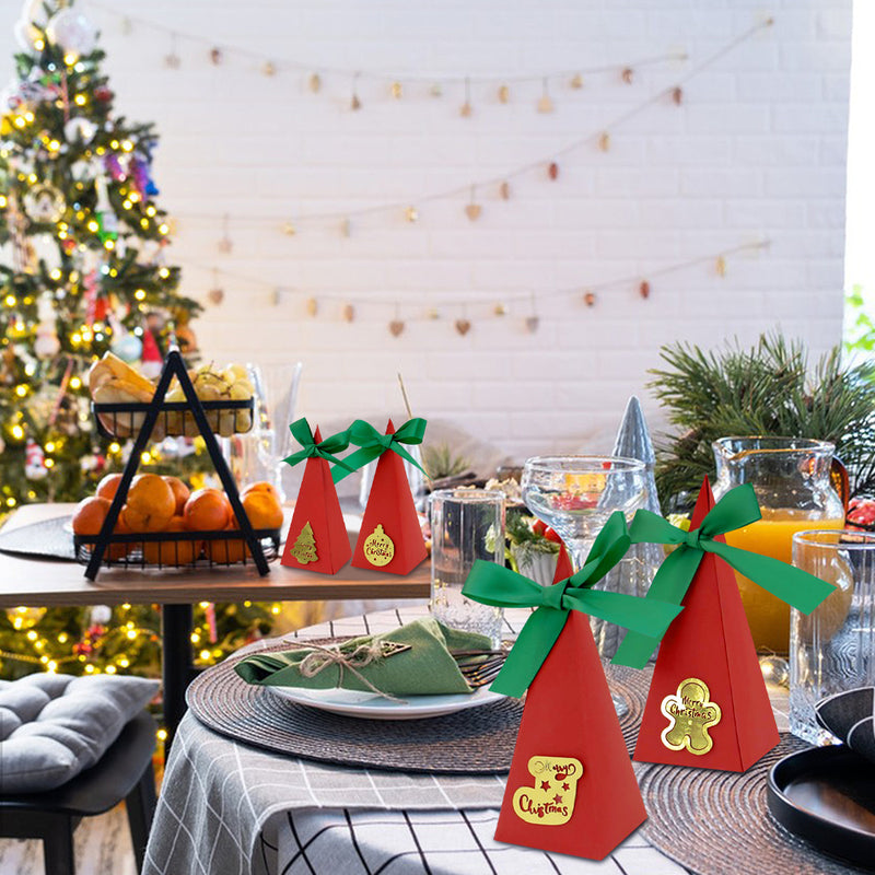 20 Packs Christmas Treat Boxes Goody Boxes Pre-Assembled Triangle Christmas Packing Box Christmas Tree Socks Gold Card Xtmas Cookie Gift Box For Christmas Birthday Wedding Party